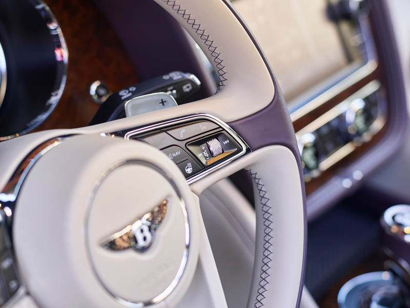 Illustration for article titled The 2017 Bentley Bentayga Is Way Too Ridiculous And Way Too Fast Not To Love